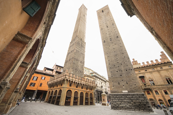 Skyline von Bologna: Geschlechtertürme