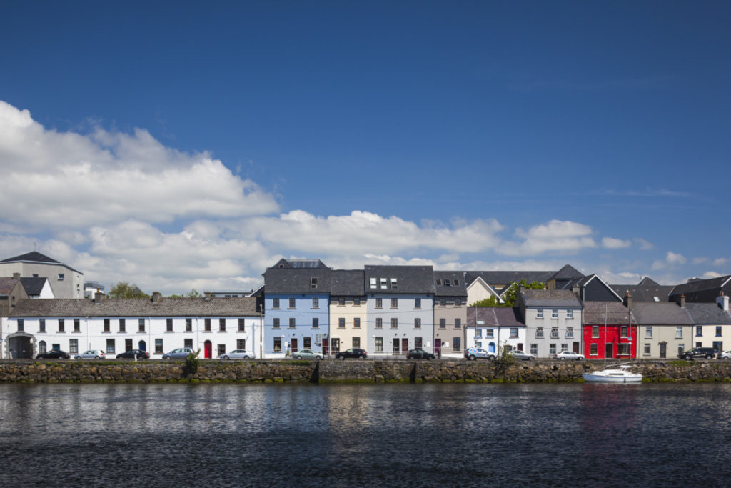 Hafengebäude, The Claddagh, Galway, Irland, Kulturhaupstädte 2020, Europa, EU, lizenzpflichtig, foto, stockfoto, bildagentur, panthermedia