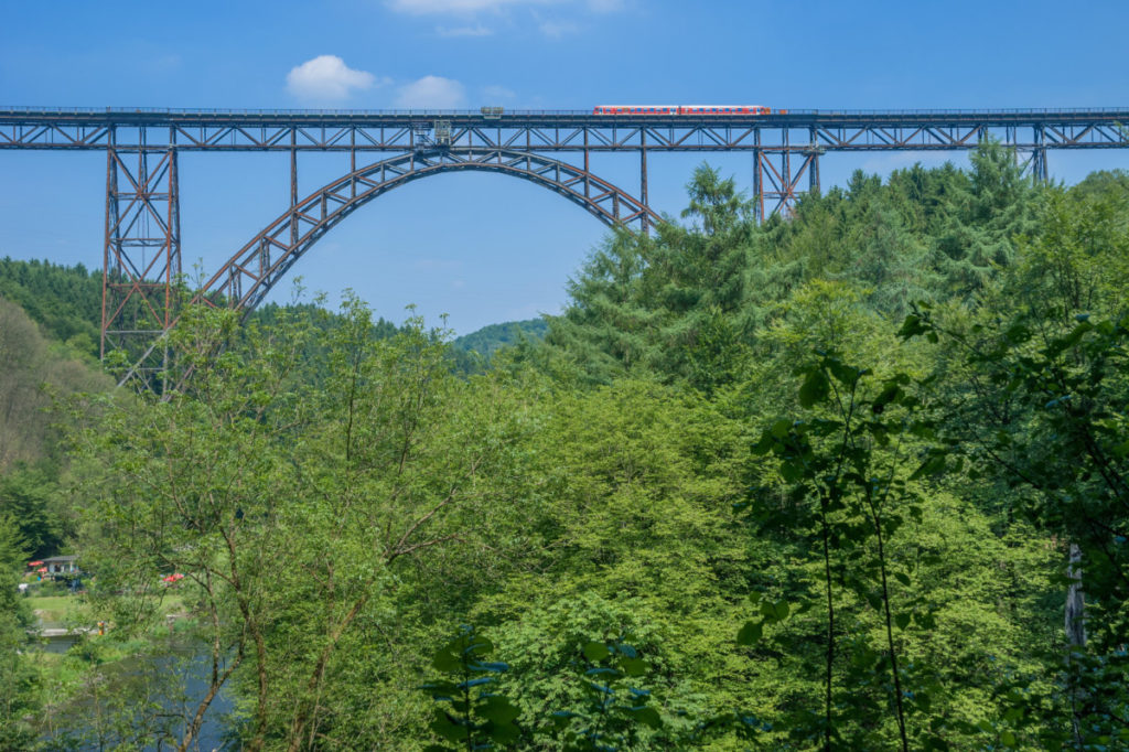 staycation, bridge, railway, Müngsten bridge, highest railway bridge in Germany, photo, royalty-free, panthermedia